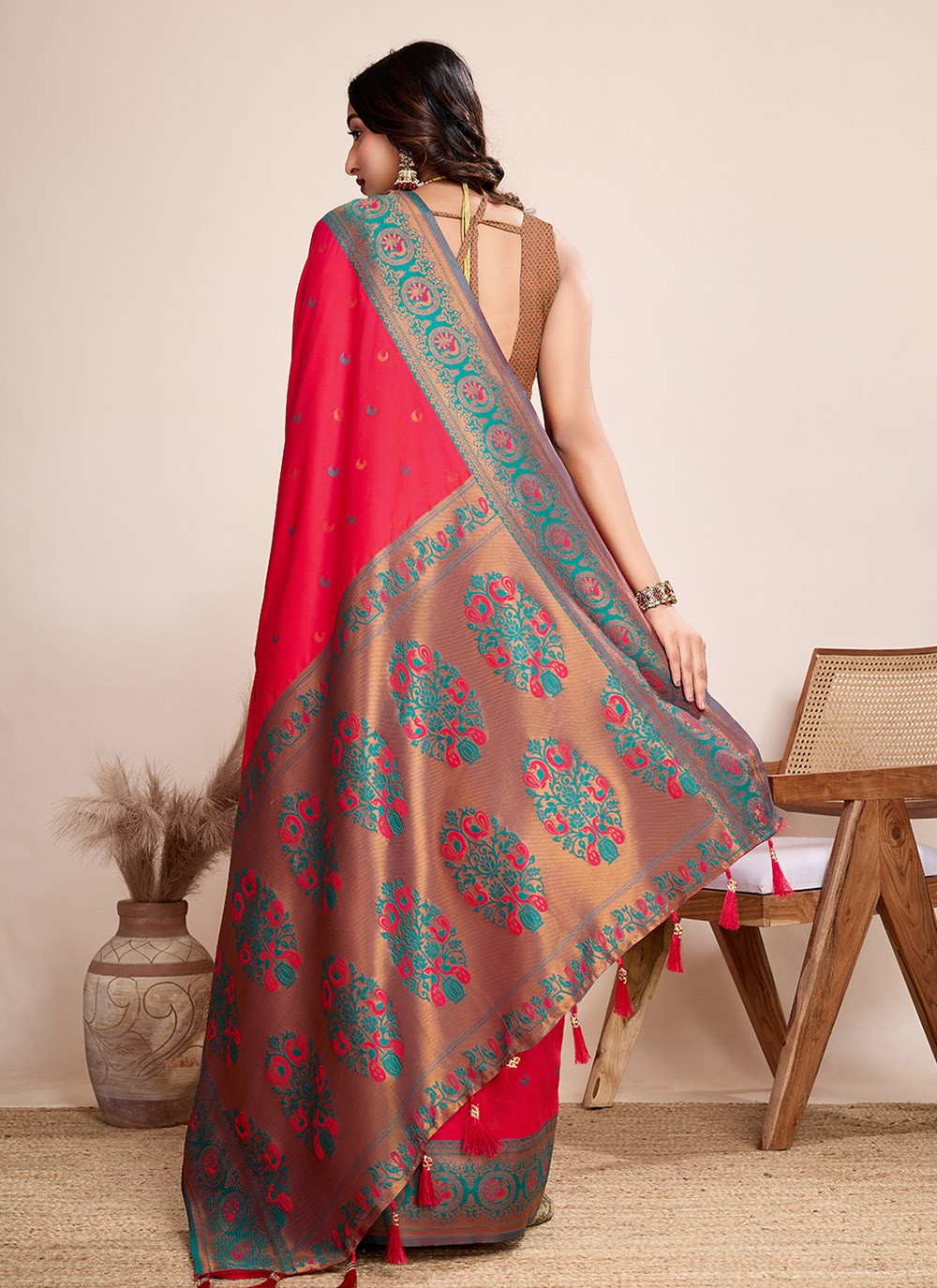 Woven Jacquard Silk Saree - S12314