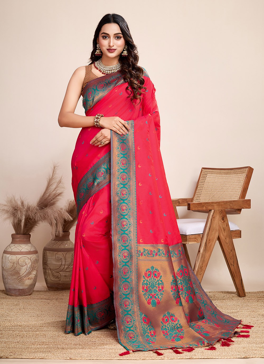 Woven Jacquard Silk Saree - S12314