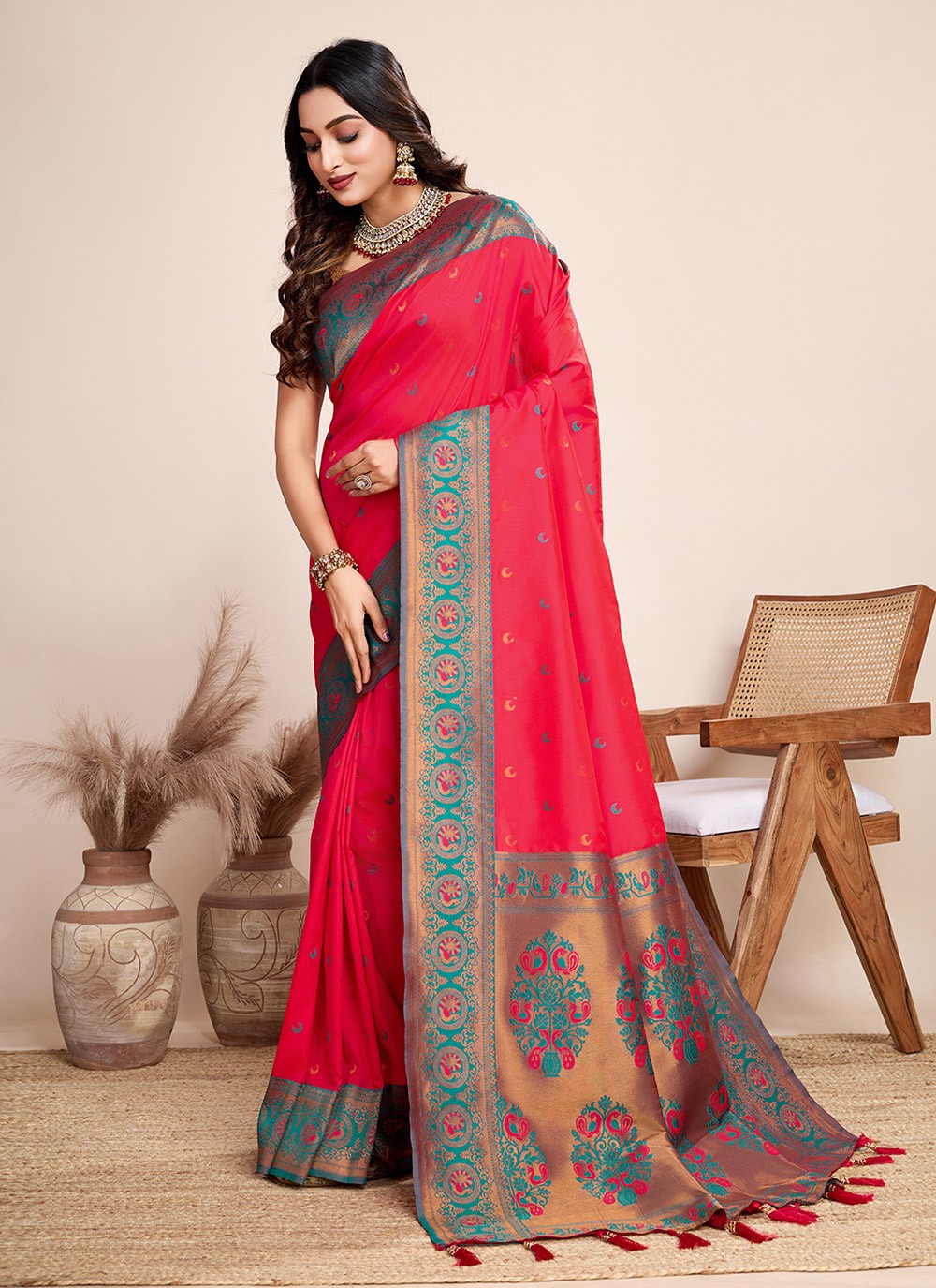 Woven Jacquard Silk Saree - S12314