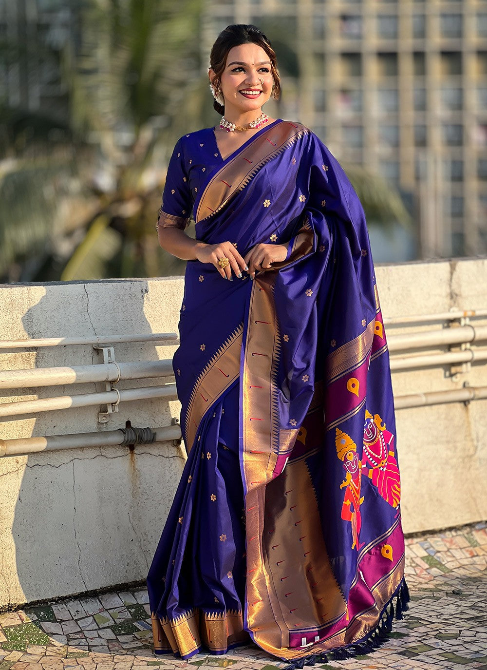 Contemporary Woven Blue Silk S12618