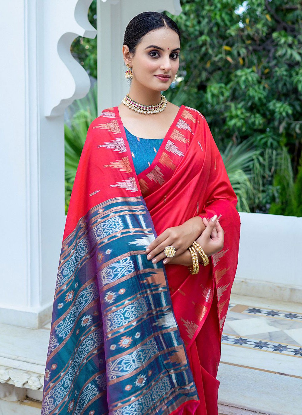 Trendy Woven Silk Saree - S4339
