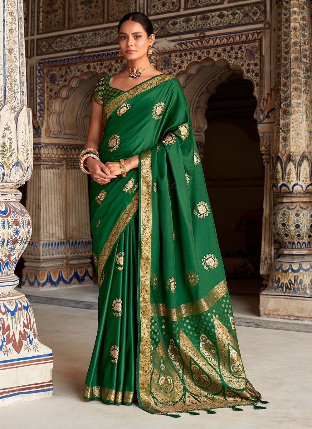 Classic Woven Satin Silk Saree - S4568
