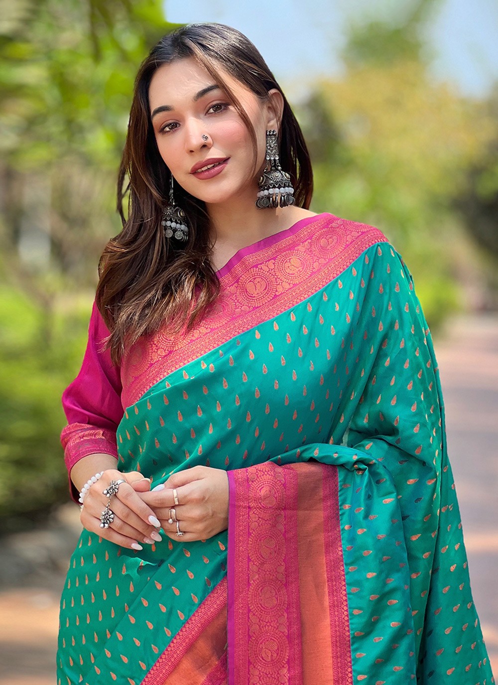 Contemporary Woven Silk Saree - S9938