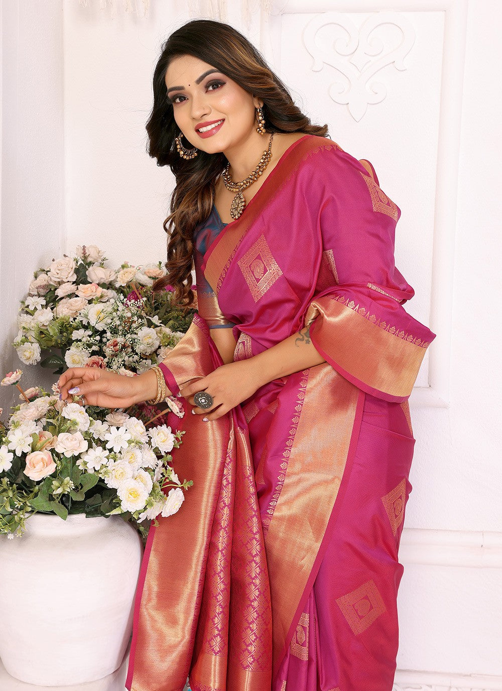 Woven Silk Pink Saree S14743