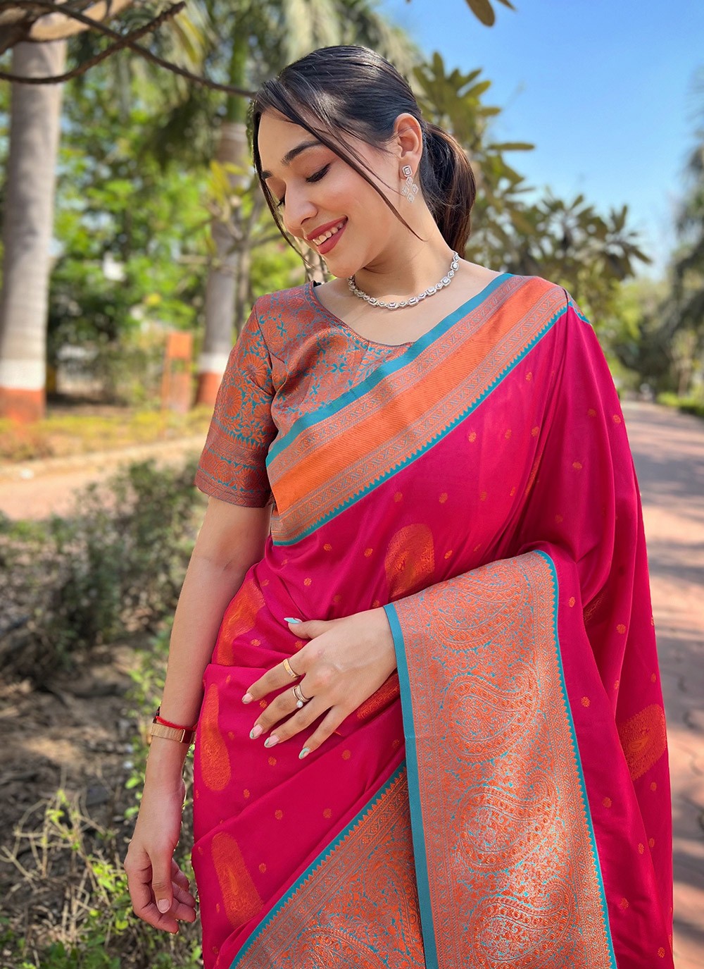 Classic Woven Silk Saree - S8093