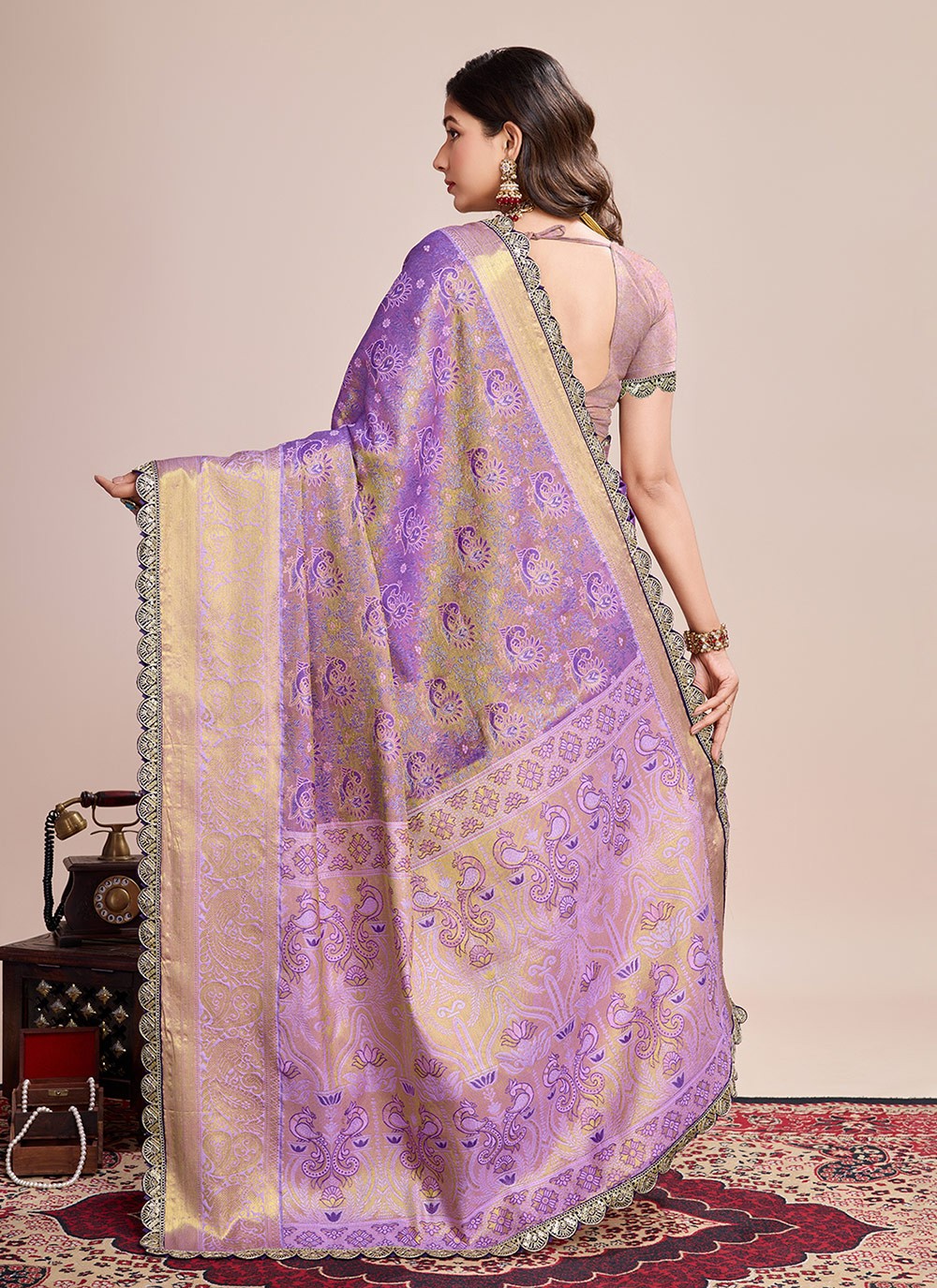 Trendy Saree Woven Lavender Silk Saree S13634