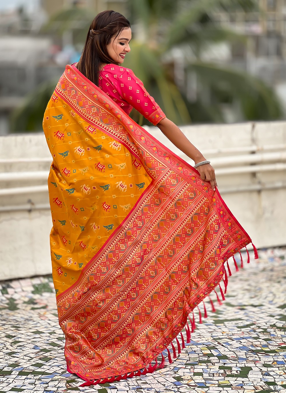 Yellow Patola Silk Trendy Saree Meenakari, Woven S16573