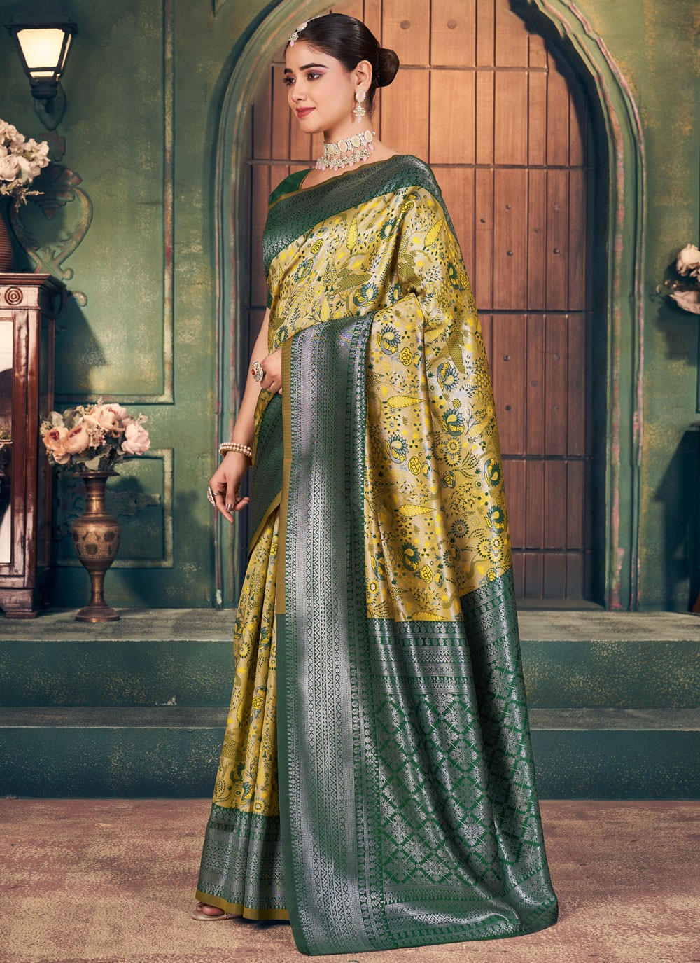 Classic Saree Weaving Zari Yellow Silk Saree S13413