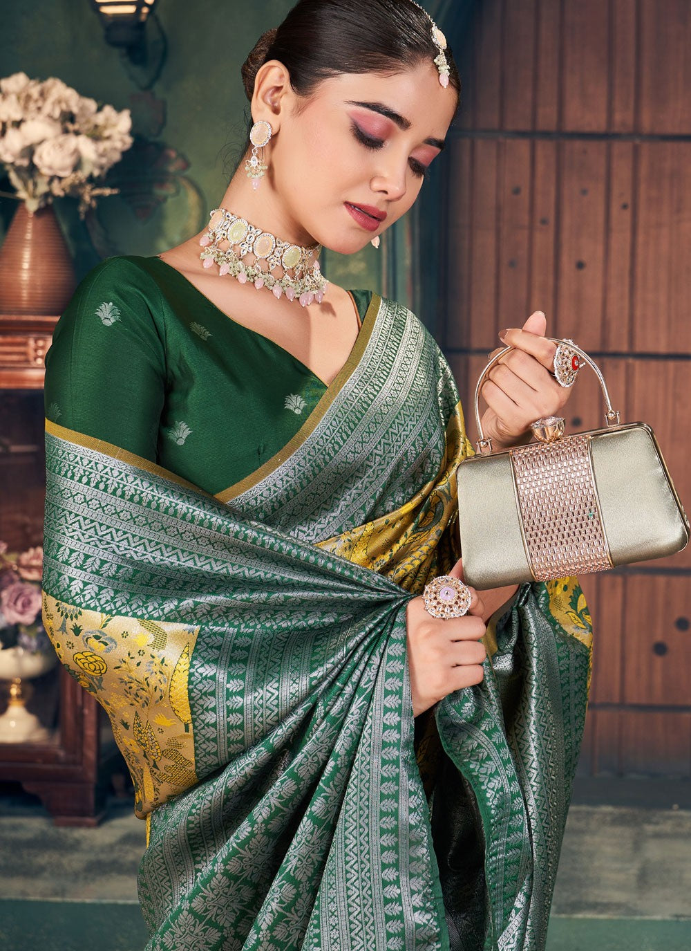Classic Saree Weaving Zari Yellow Silk Saree S13413