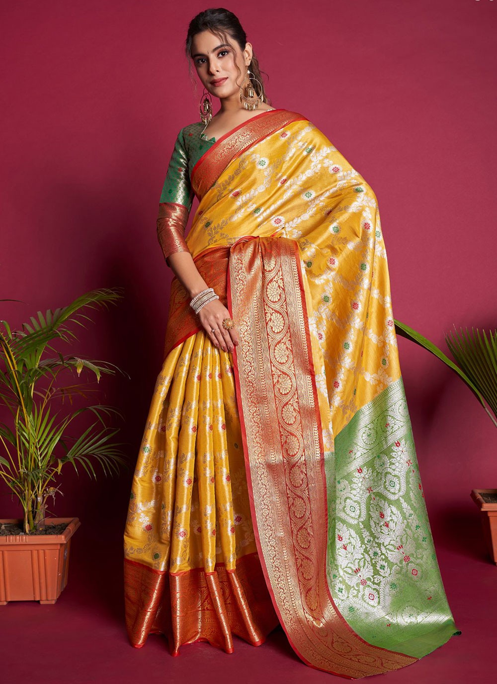 Contemporary Woven Kanjivaram Silk Saree - S3103