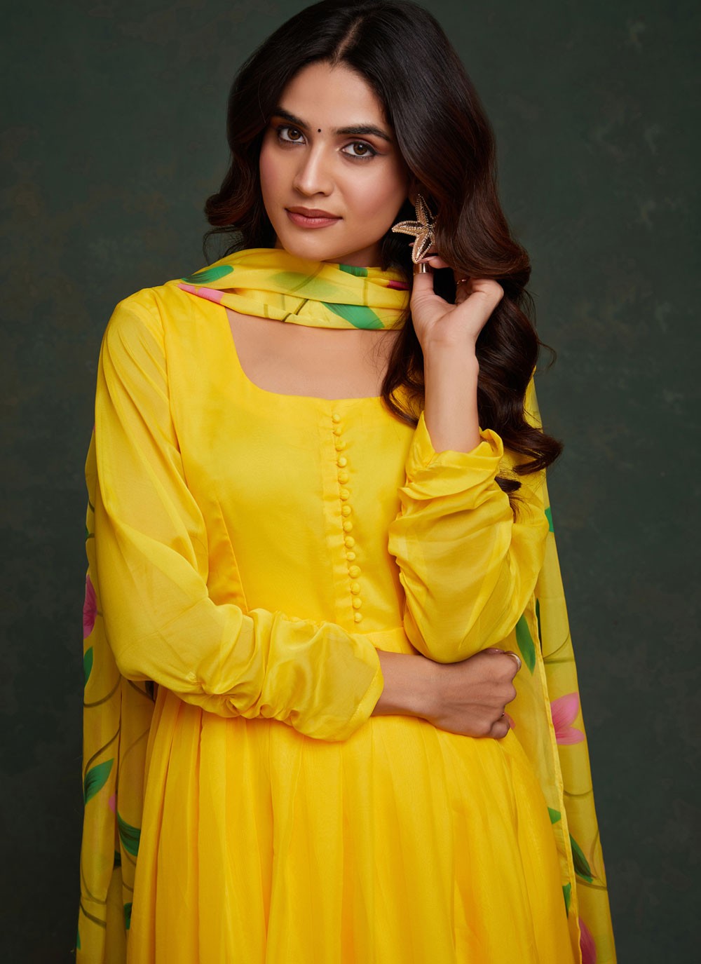 Salwar Suit Hand Embroidery Yellow Organza T5323