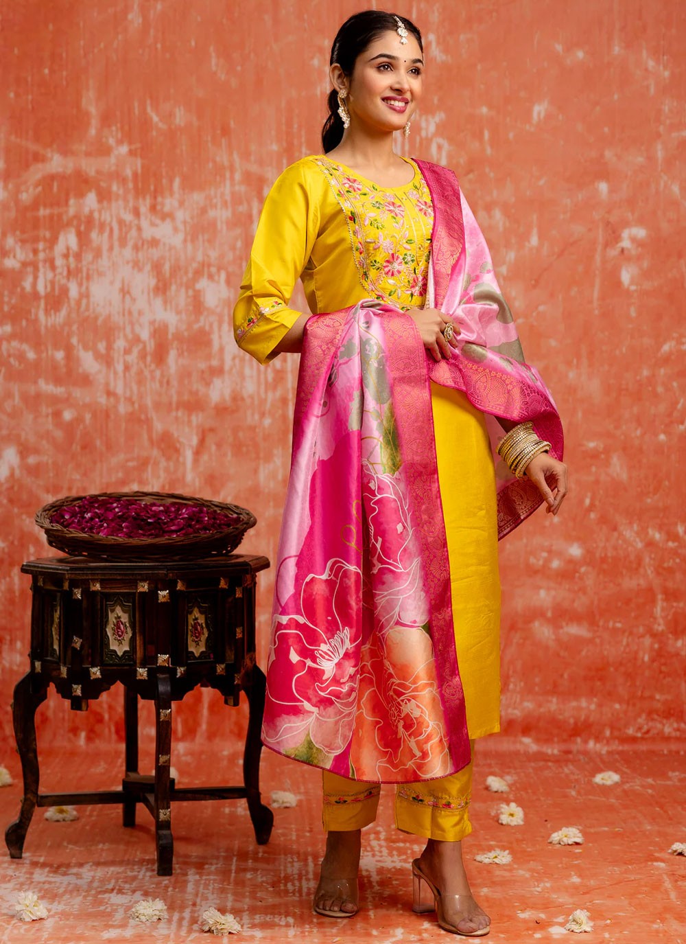 Embroidered Silk Blend Yellow Salwar Suit T6147