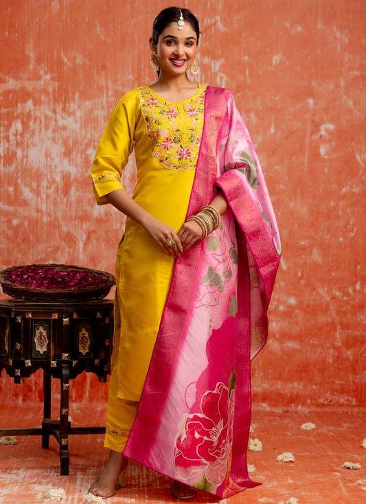 Embroidered Silk Blend Yellow Salwar Suit T6147