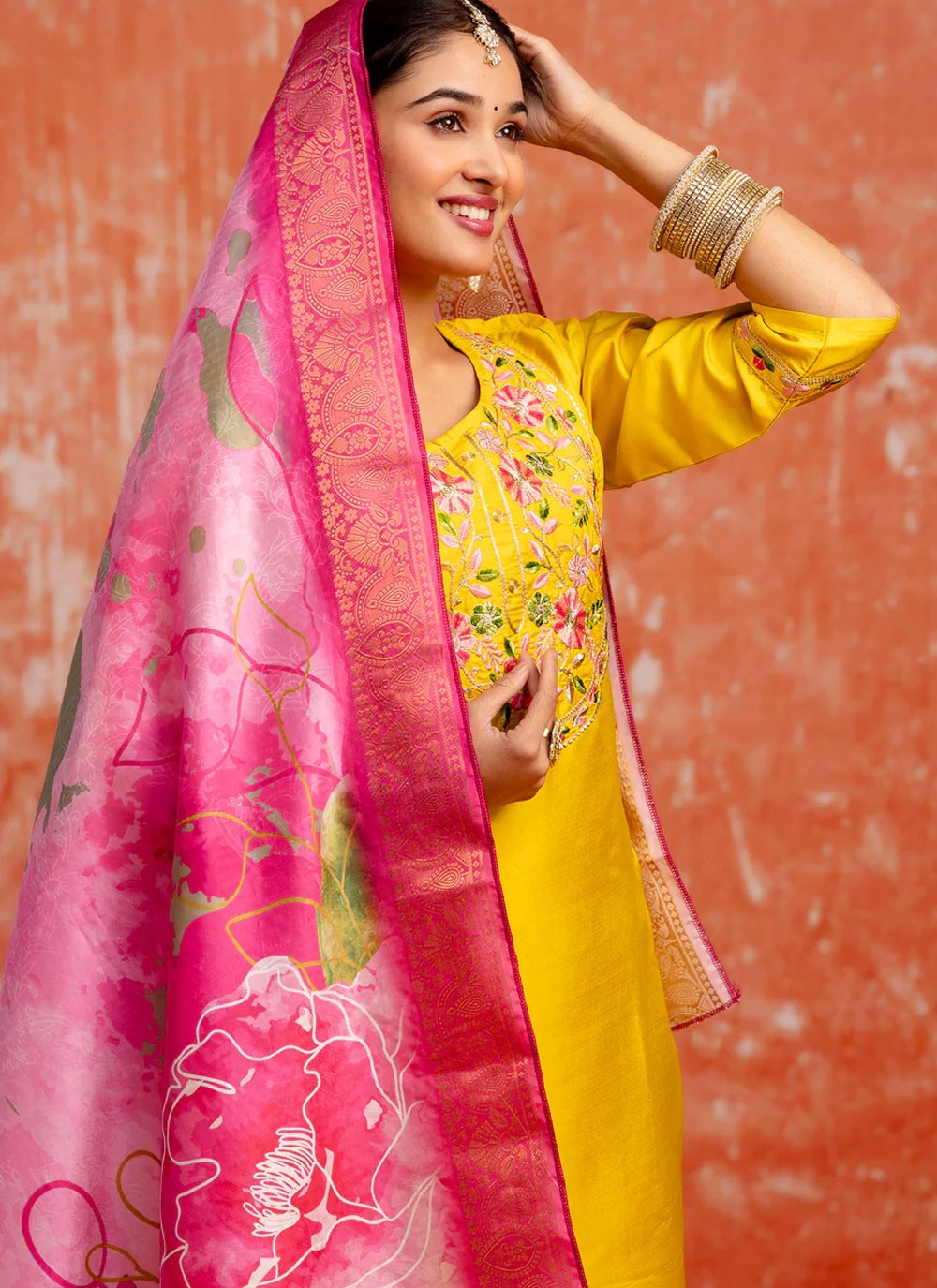 Embroidered Silk Blend Yellow Salwar Suit T6147