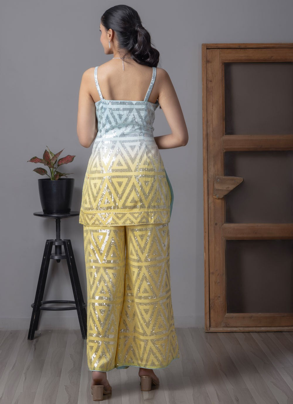 Archive Sequins, Thread 316699 Yellow T6789