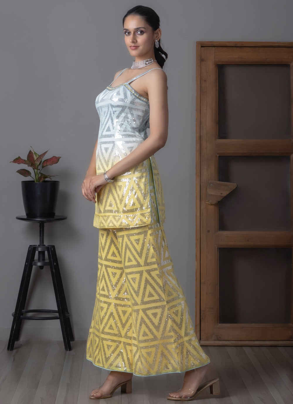 Archive Sequins, Thread 316699 Yellow T6789