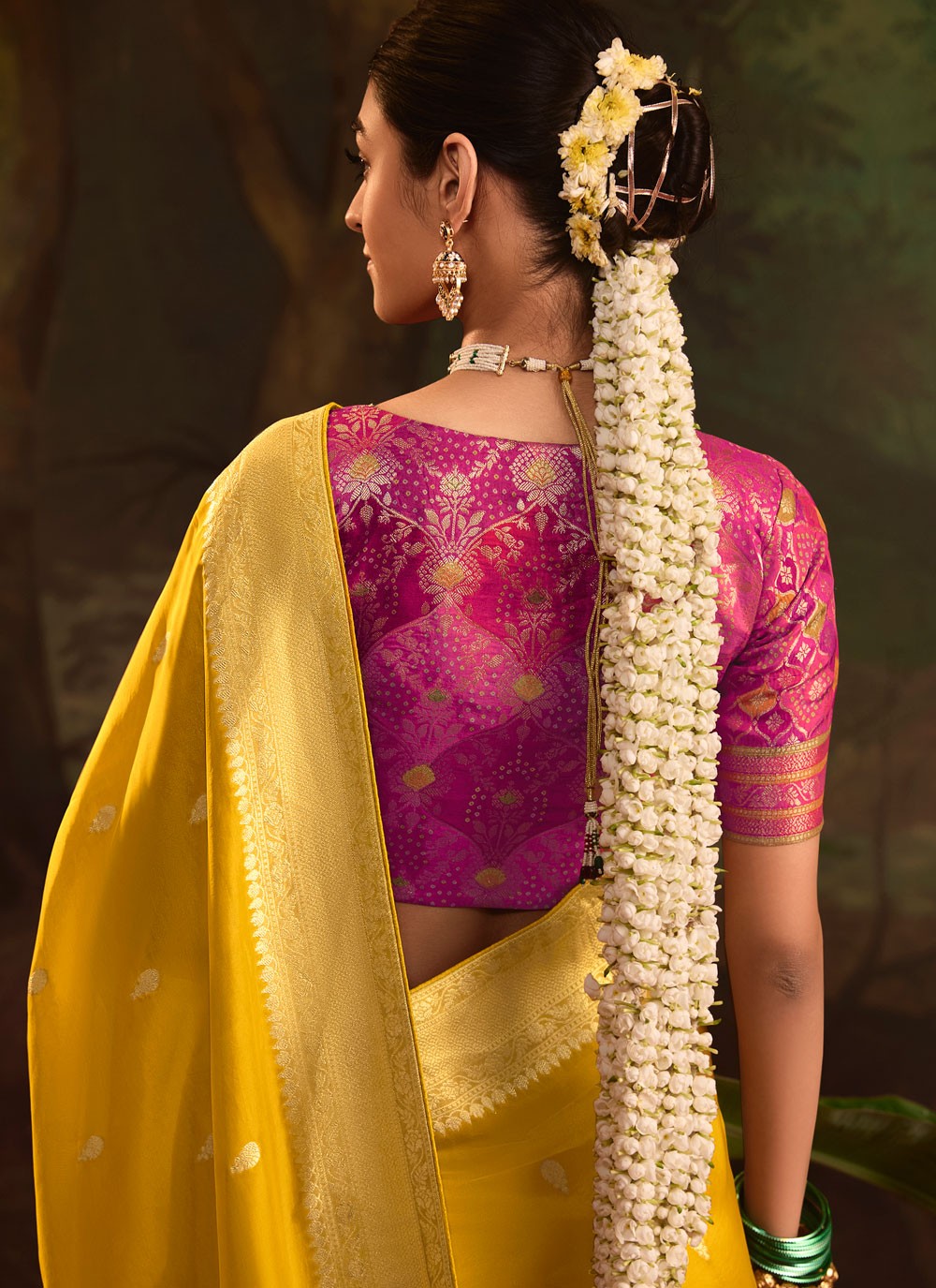 Weaving Zari Pure Dola Saree - S12085