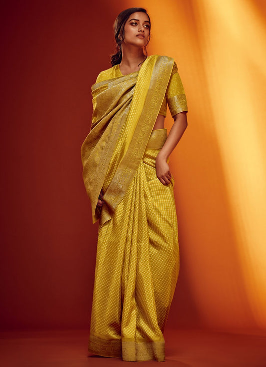 Classic Digital Print Viscose Saree - S4243