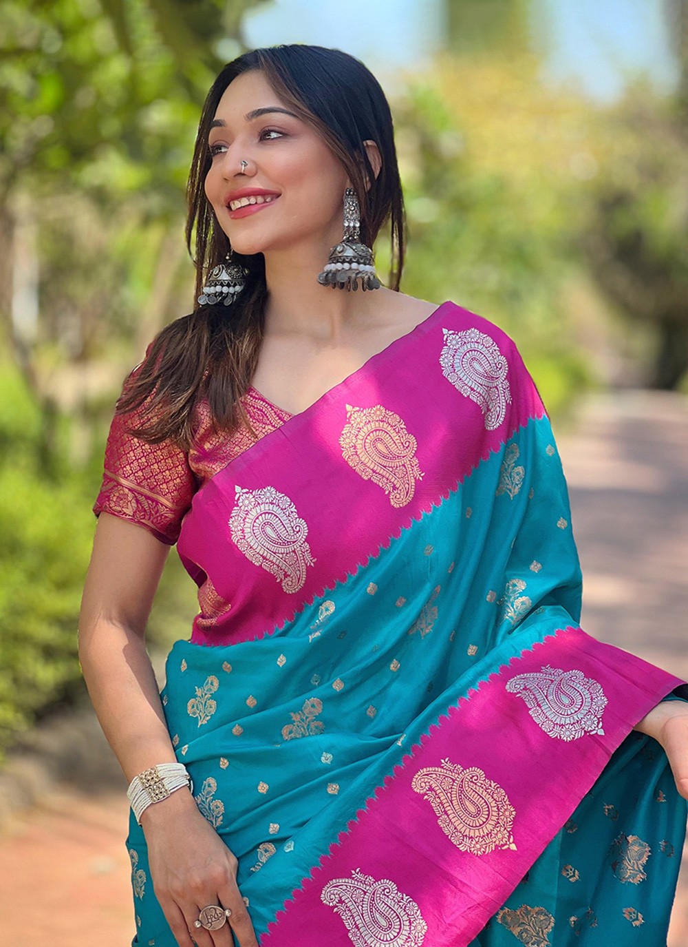 Contemporary Woven Aqua Blue Silk S12600