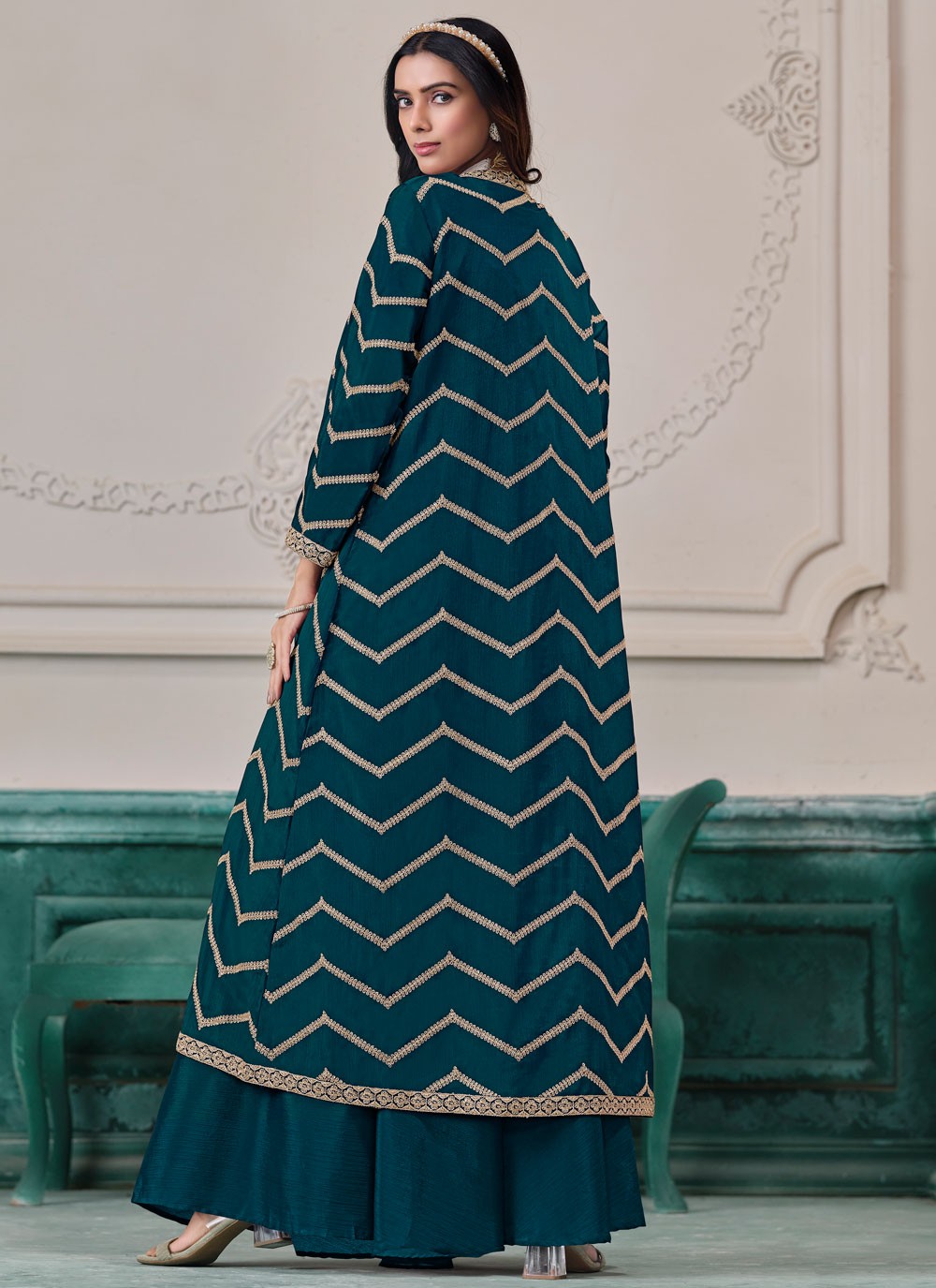 Palazzo Suit Embroidered, Zari Morpeach T7552