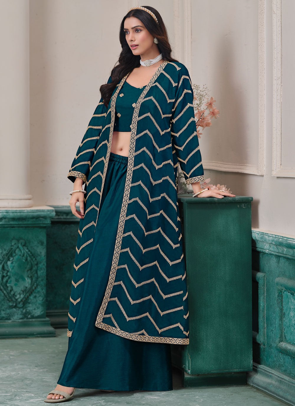 Palazzo Suit Embroidered, Zari Morpeach T7552