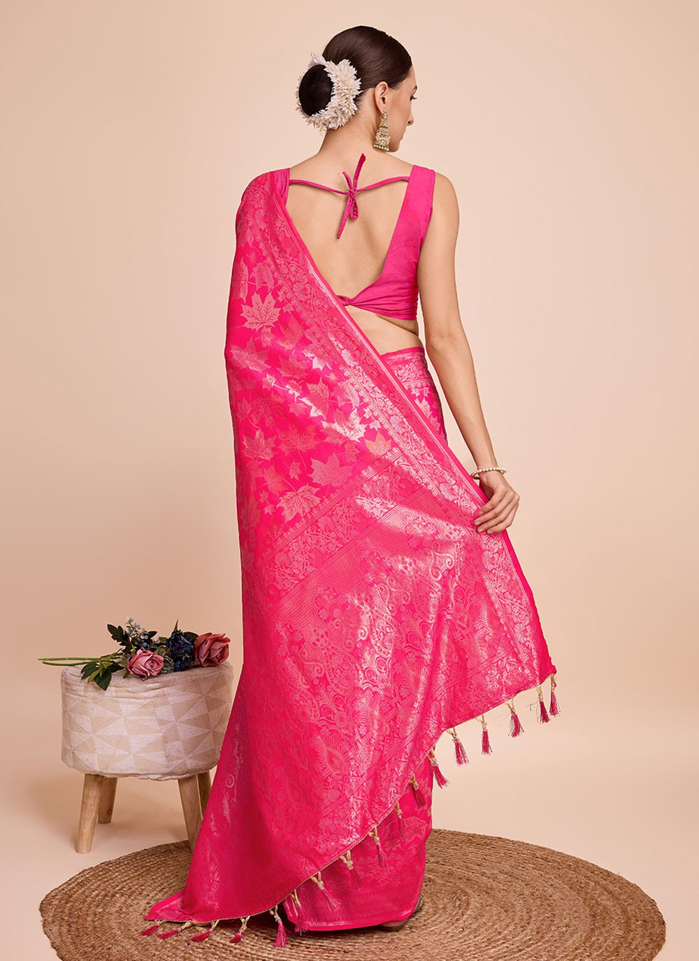 Classic Weaving Zari Handloom Silk Saree - S6852