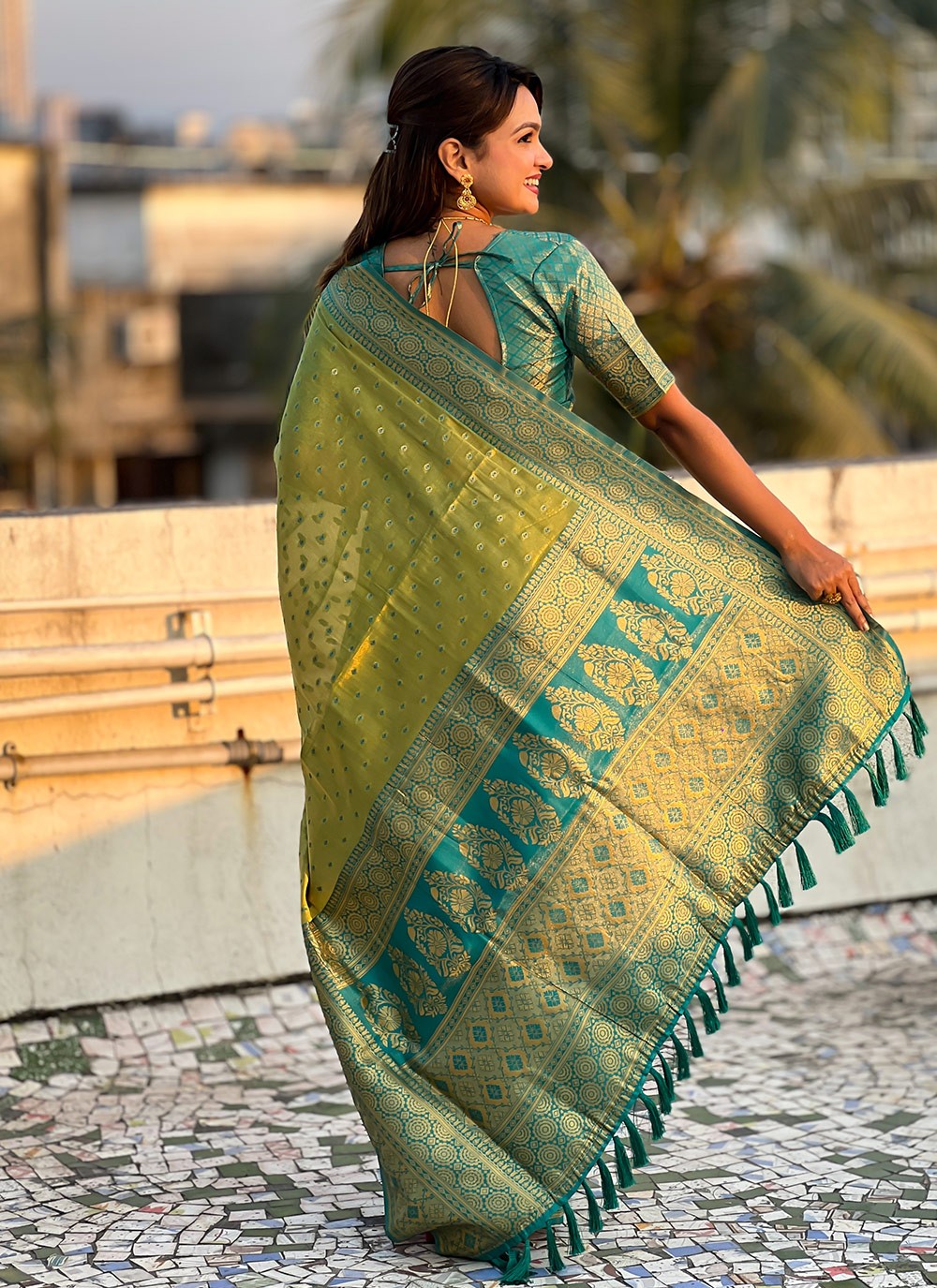 Woven, Zari Silk Saree - S11817
