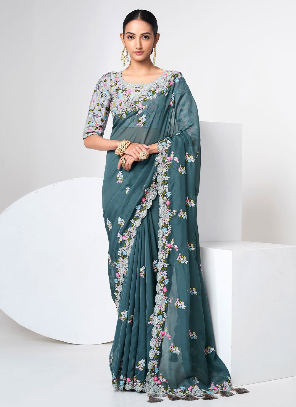 Trendy Dori Work Organza Saree - S2628