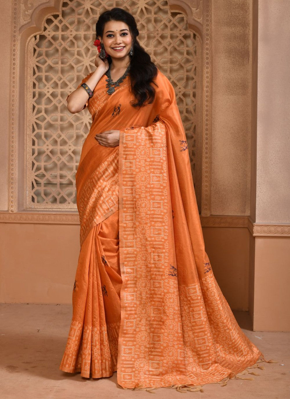 Trendy Woven Handloom Silk Saree - S2906