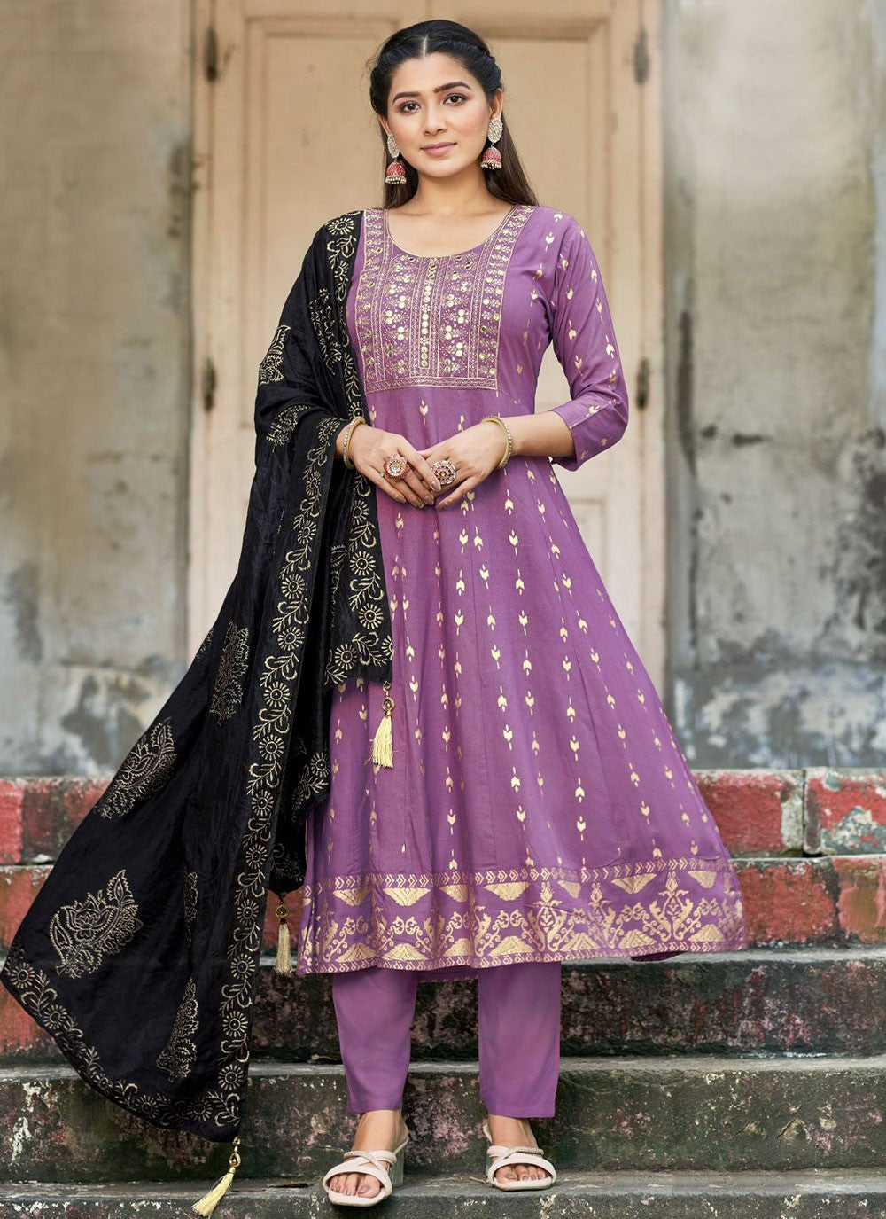 Salwar Suit Embroidered Purple Rayon T5632