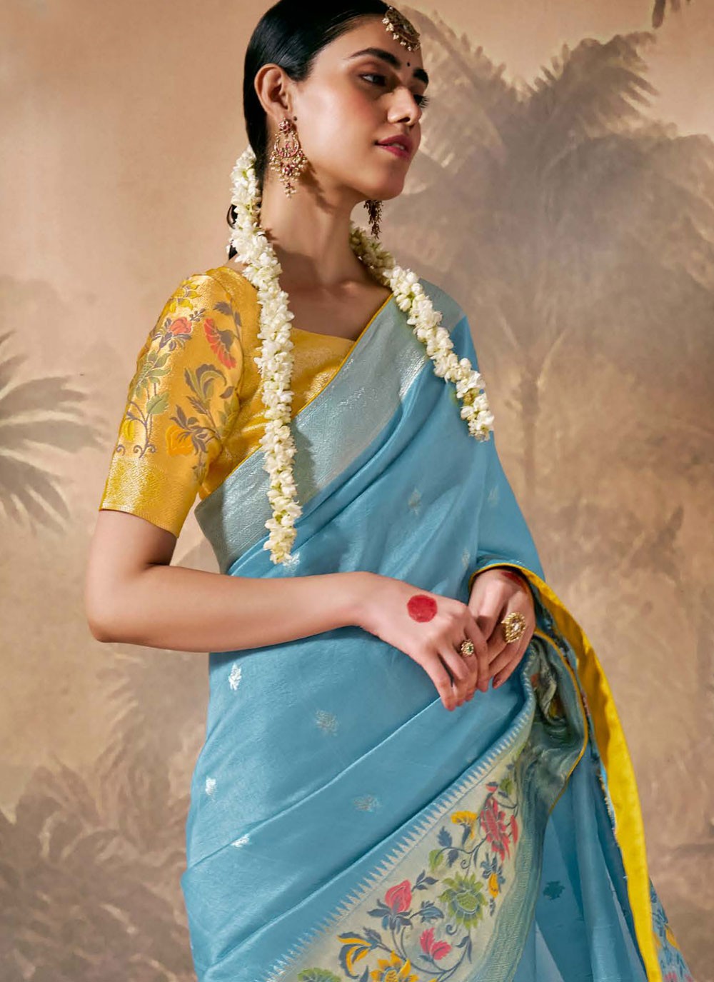 Classic Floral Printed Silk Saree - S8354