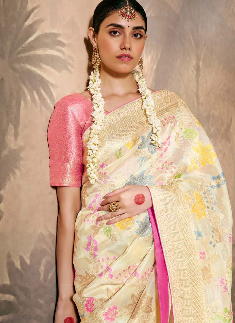 Classic Floral Printed Silk Saree - S8354